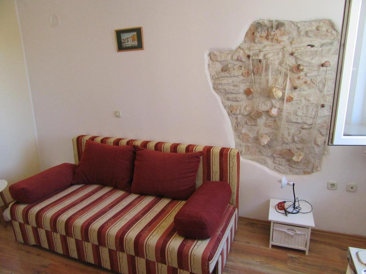 Apartment Antonio Pula Exterior photo